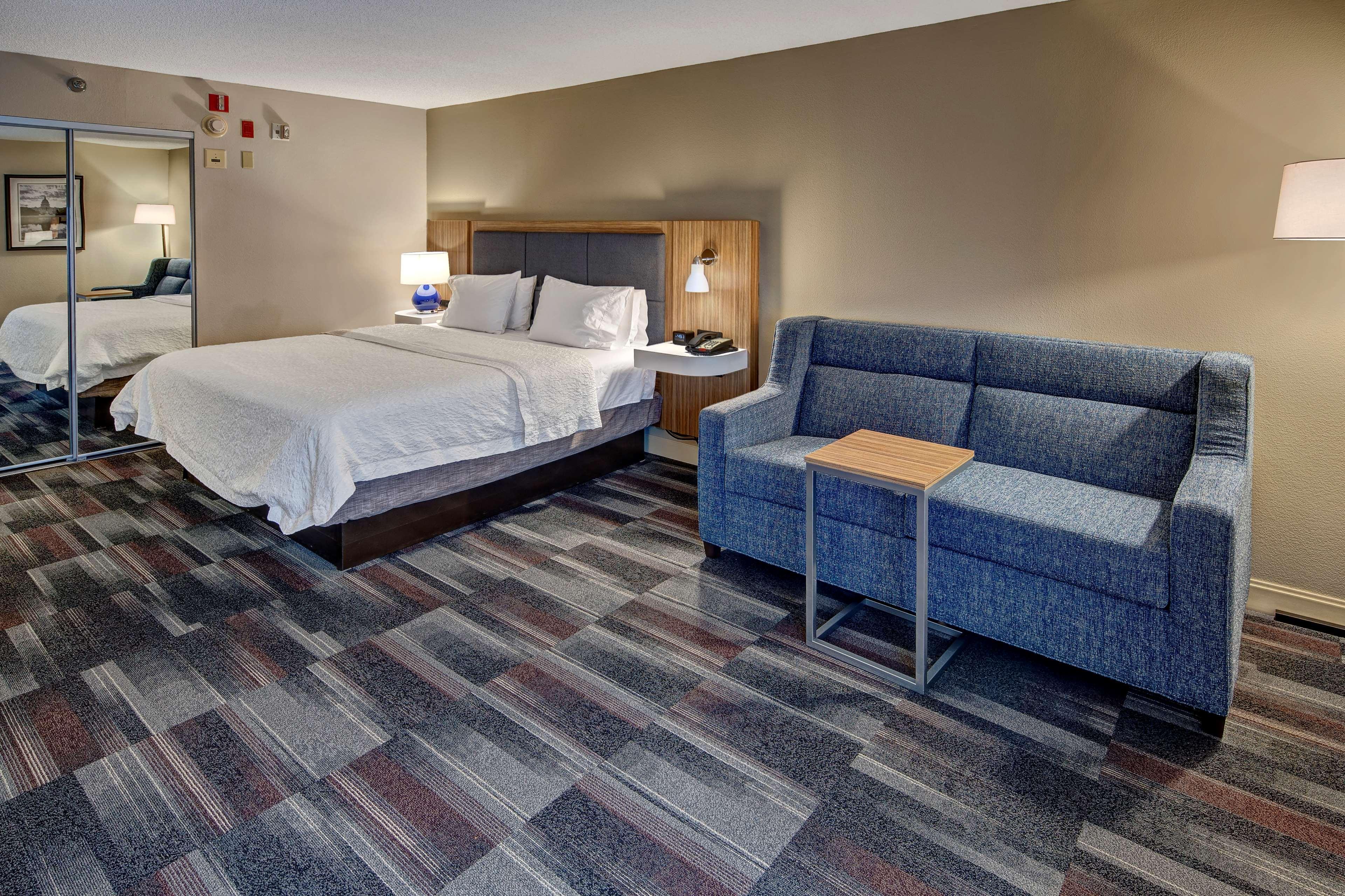 Hampton Inn Dumfries/Quantico Bagian luar foto