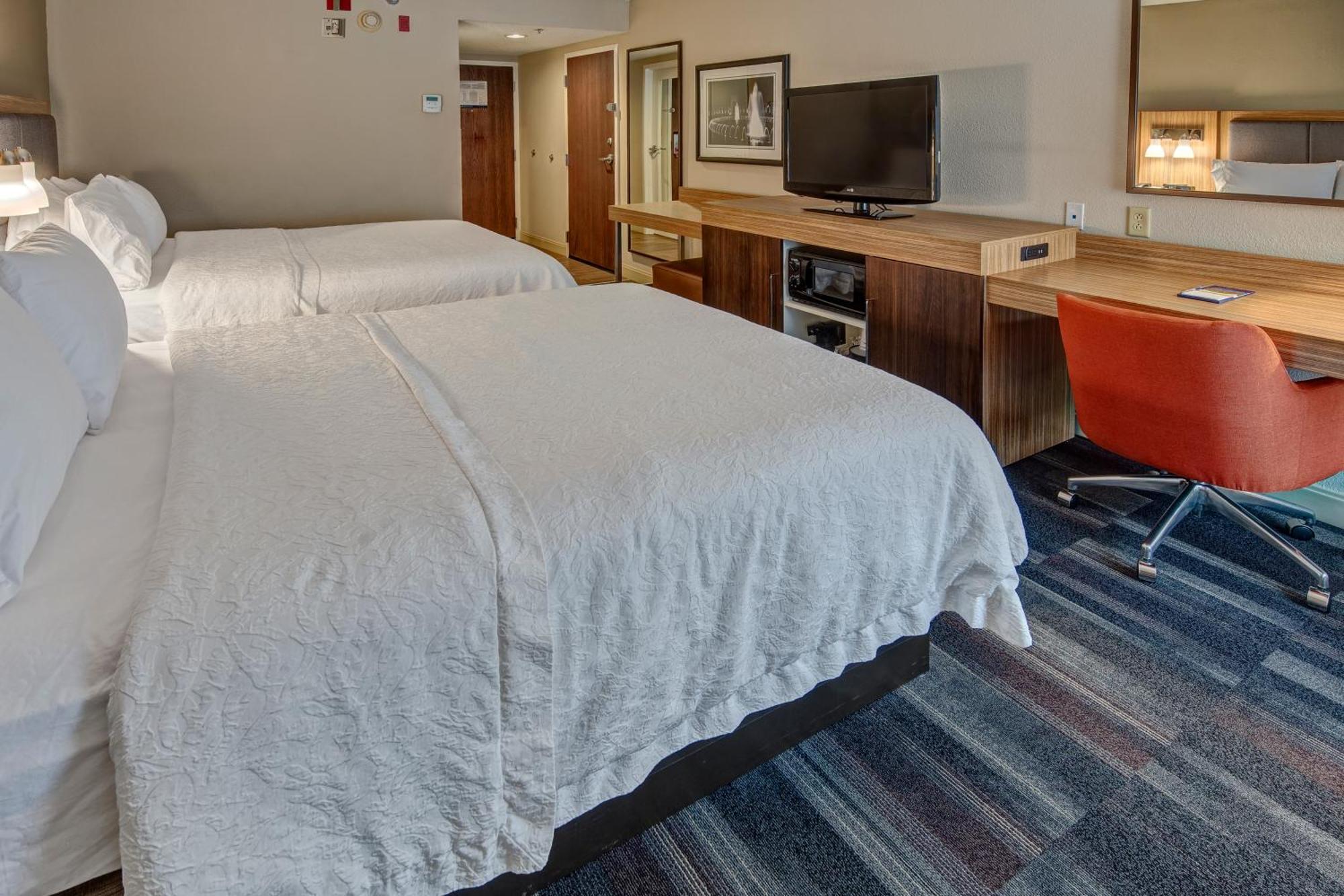 Hampton Inn Dumfries/Quantico Bagian luar foto