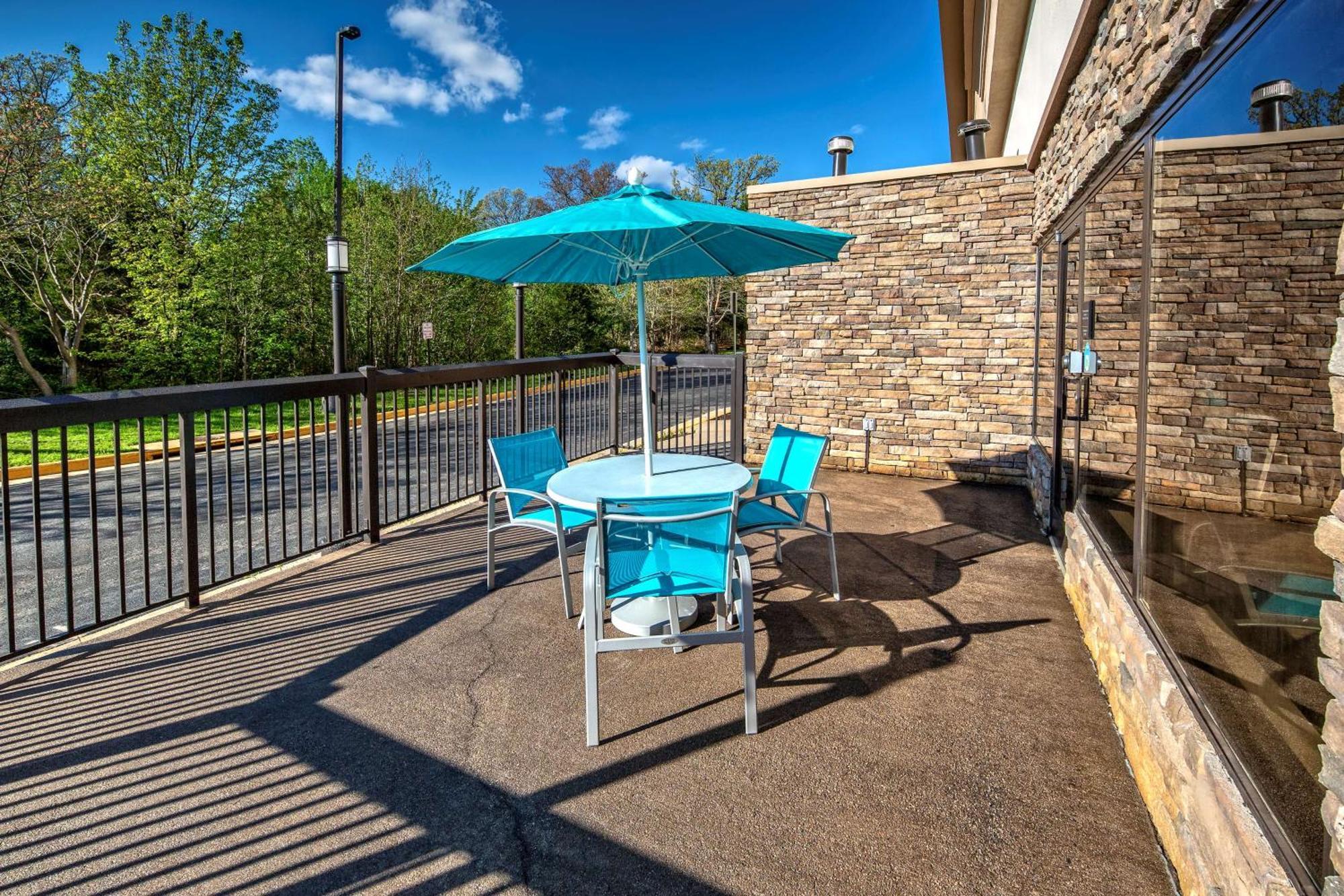 Hampton Inn Dumfries/Quantico Bagian luar foto
